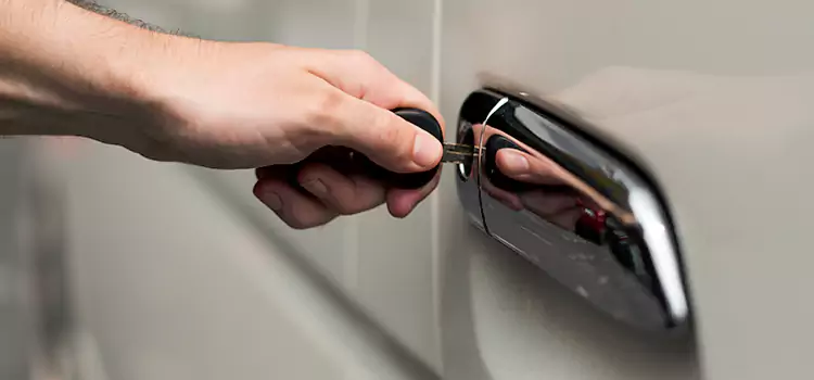 Why Choose Our Auto Locksmith Team in South Euclid, OH?