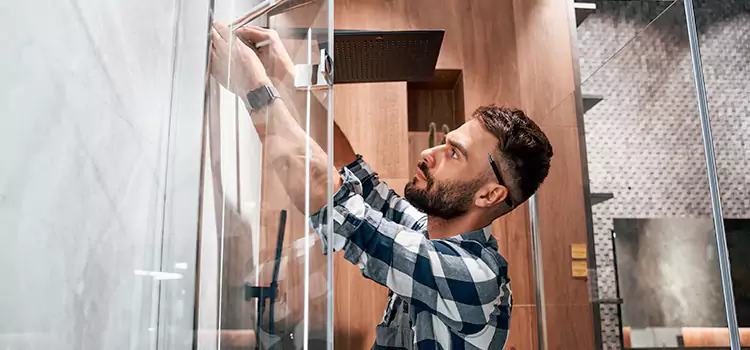 Replace Shower Doors with Frameless South Euclid