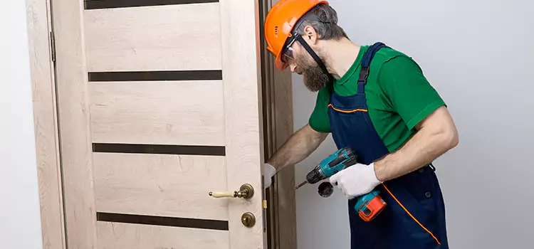 Replace Internal Door Handle with Lock South Euclid